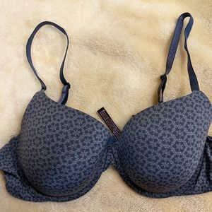 Victoria's Secret Uplift Semi Demi Bra Size 38C